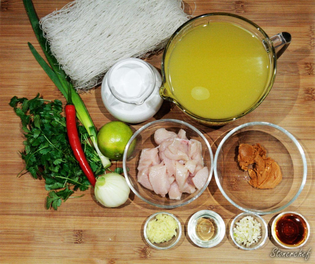 składniki na tajską zupę